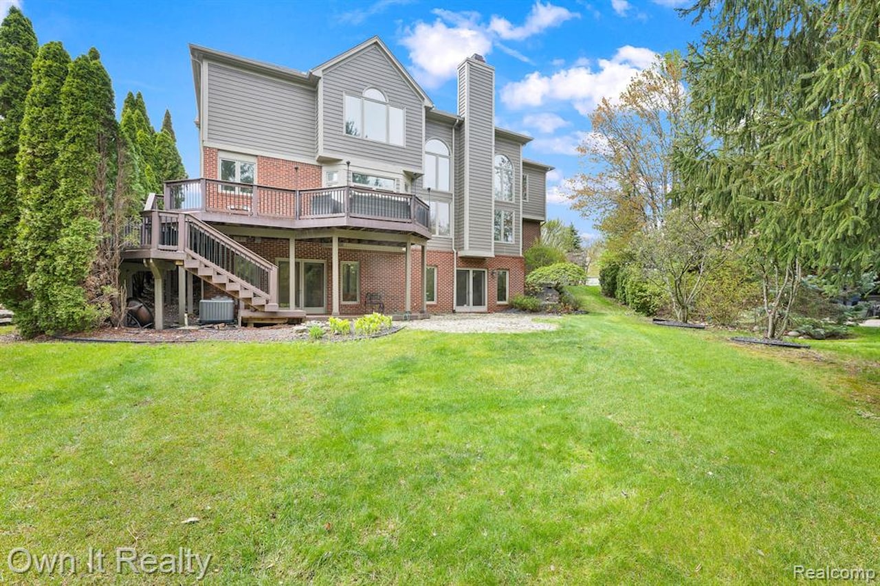 22574 Autumn Park Blvd in Novi, MI Photo 7