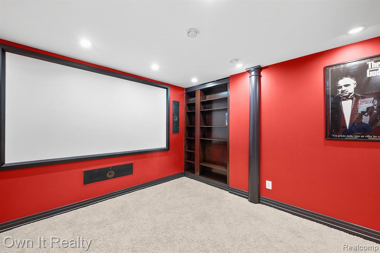 22574 Autumn Park Blvd in Novi, MI Photo 59
