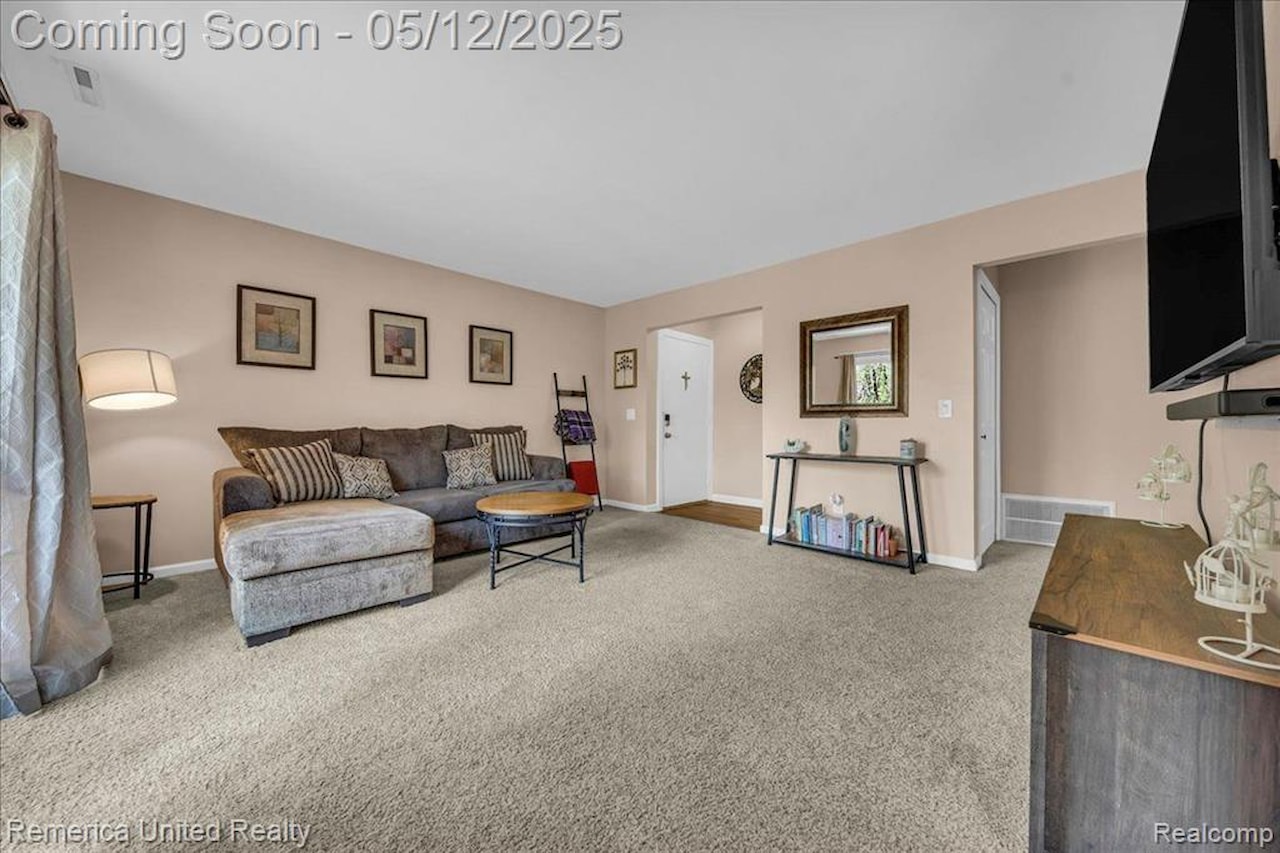 505 W Highland Rd #C13 in Howell, MI Photo 5