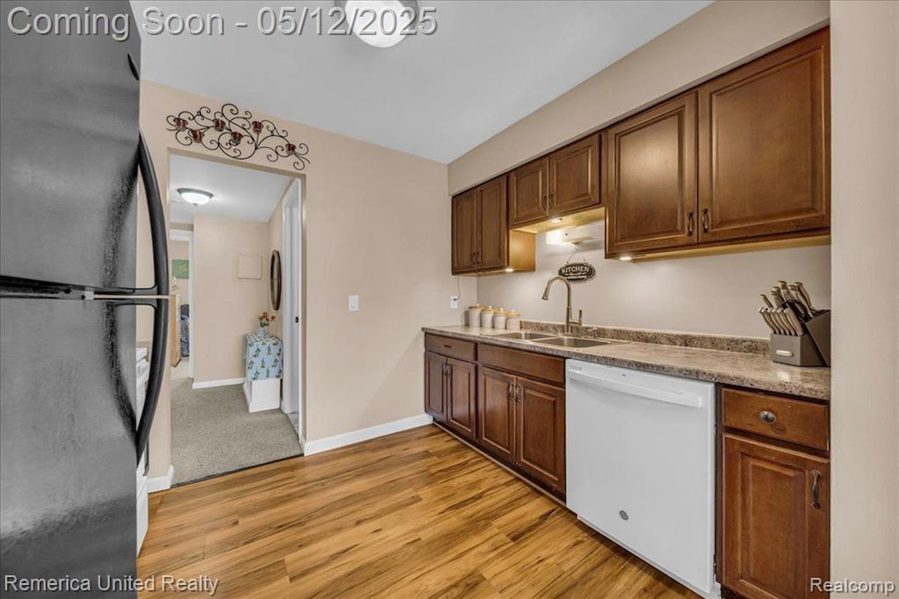 505 W Highland Rd #C13 in Howell, MI Photo 11