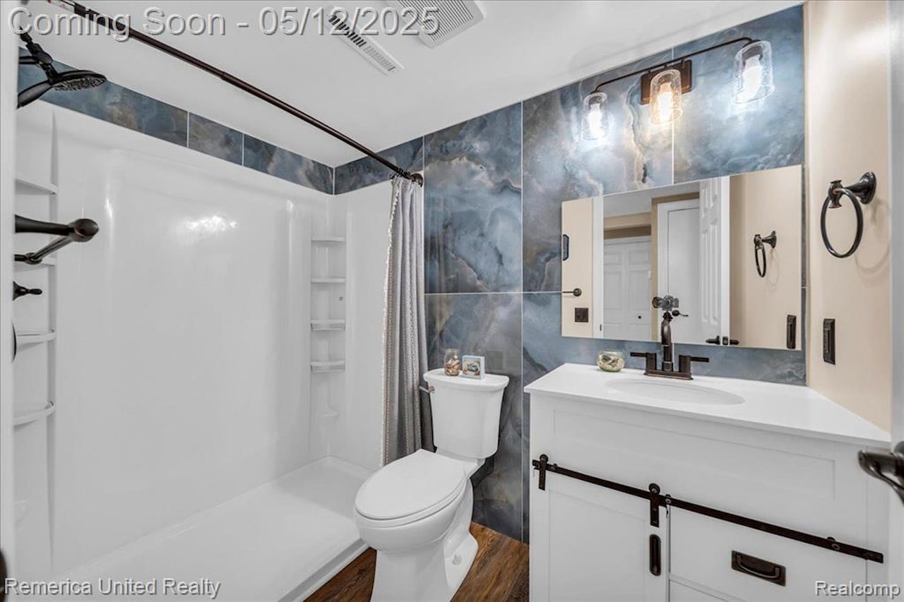 505 W Highland Rd #C13 in Howell, MI Photo 13
