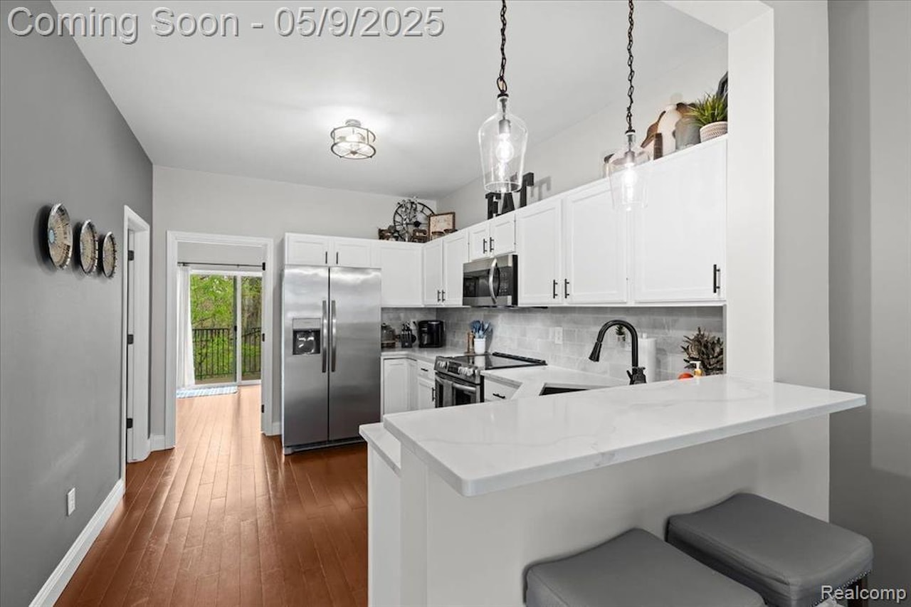 1621 Red Hickory in Howell Twp, MI Photo 12