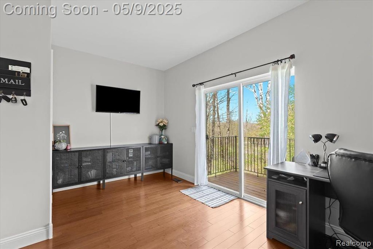 1621 Red Hickory in Howell Twp, MI Photo 23