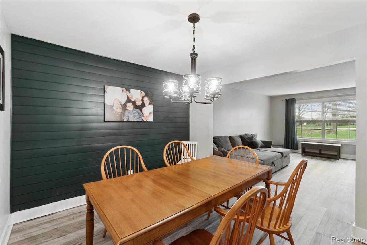 13196 Torrey Rd in Fenton Twp, MI Photo 13