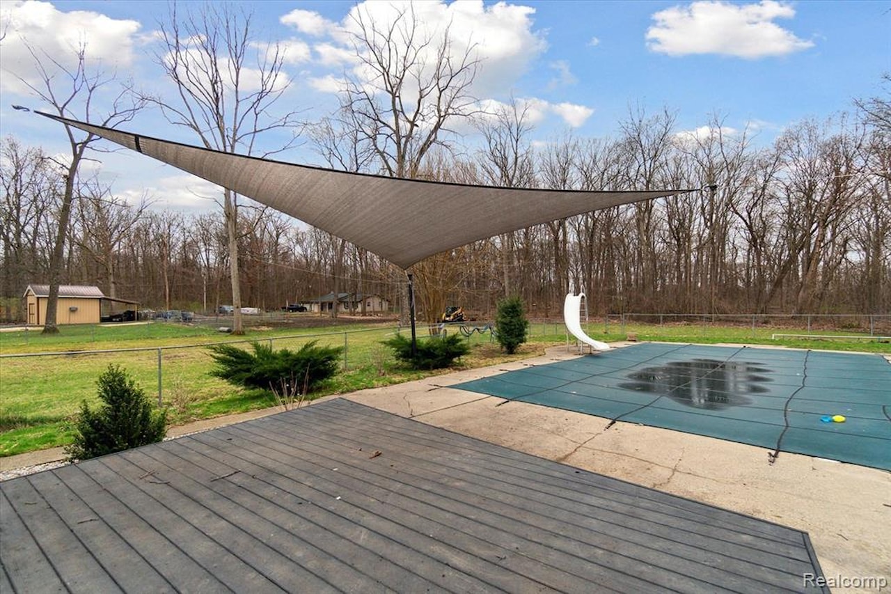 13196 Torrey Rd in Fenton Twp, MI Photo 45