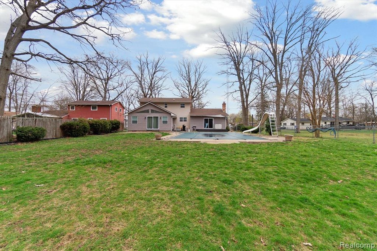 13196 Torrey Rd in Fenton Twp, MI Photo 47