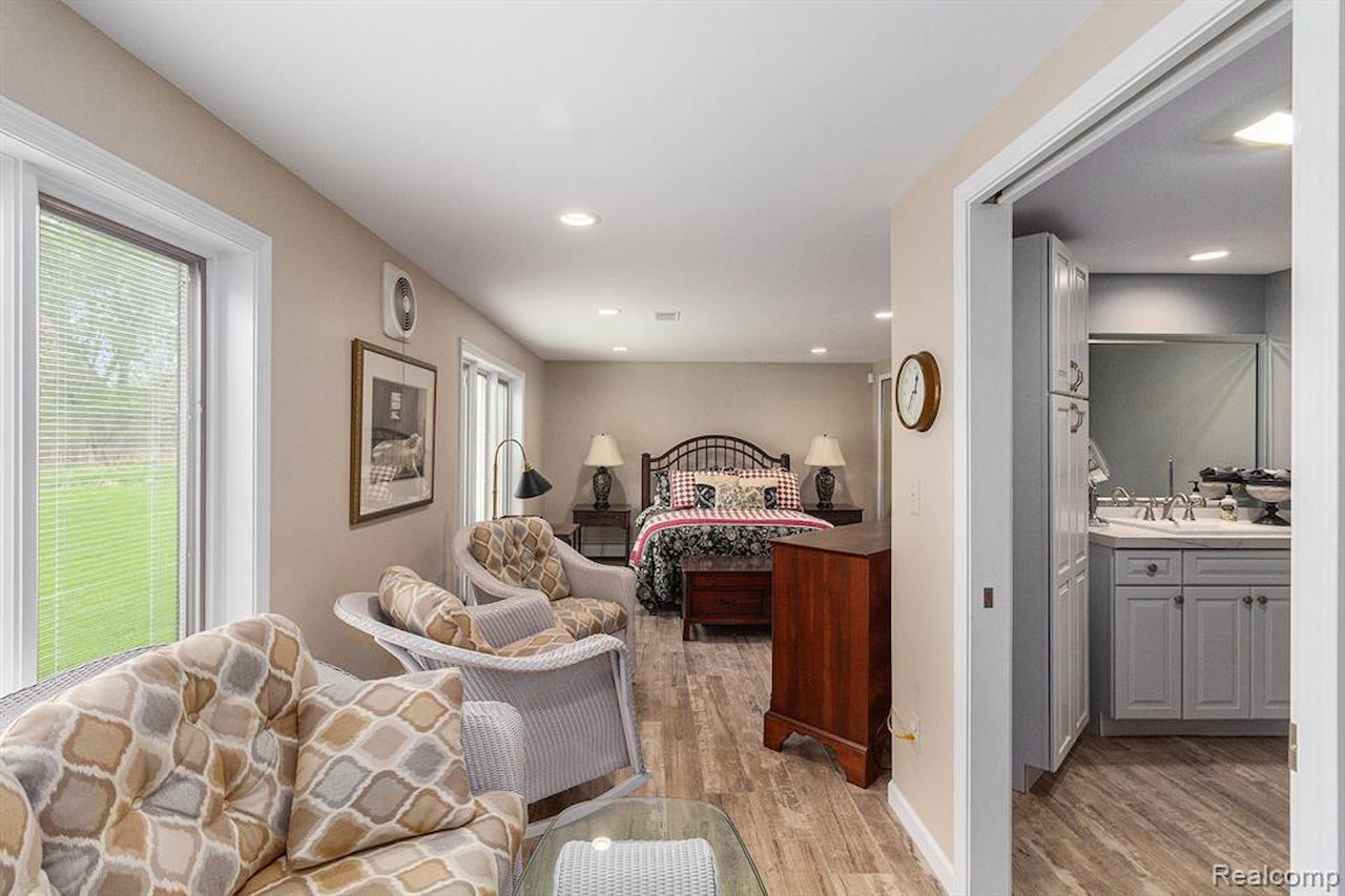 625 Applegate Ln in Grand Blanc, MI Photo 19