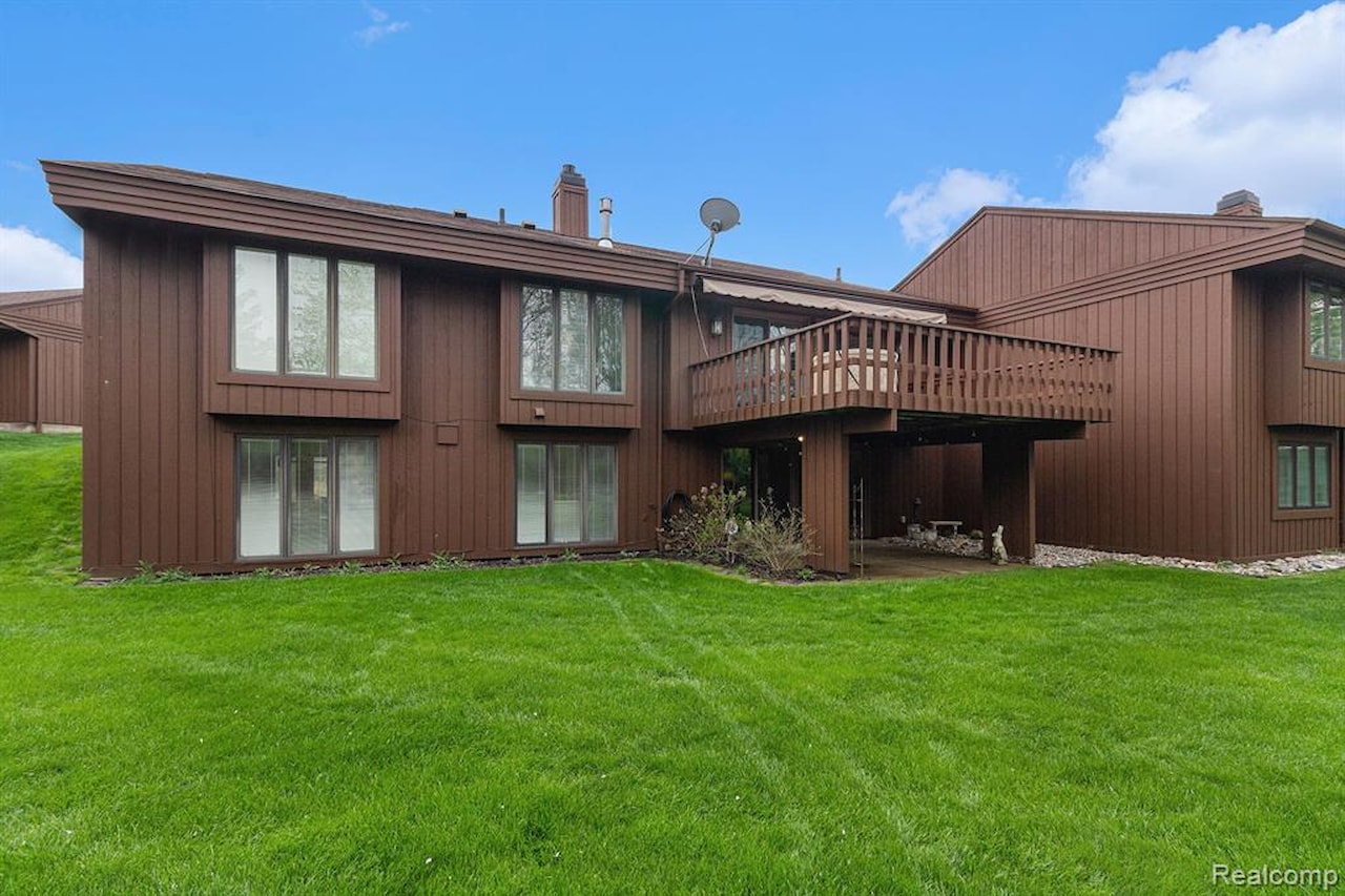625 Applegate Ln in Grand Blanc, MI Photo 24