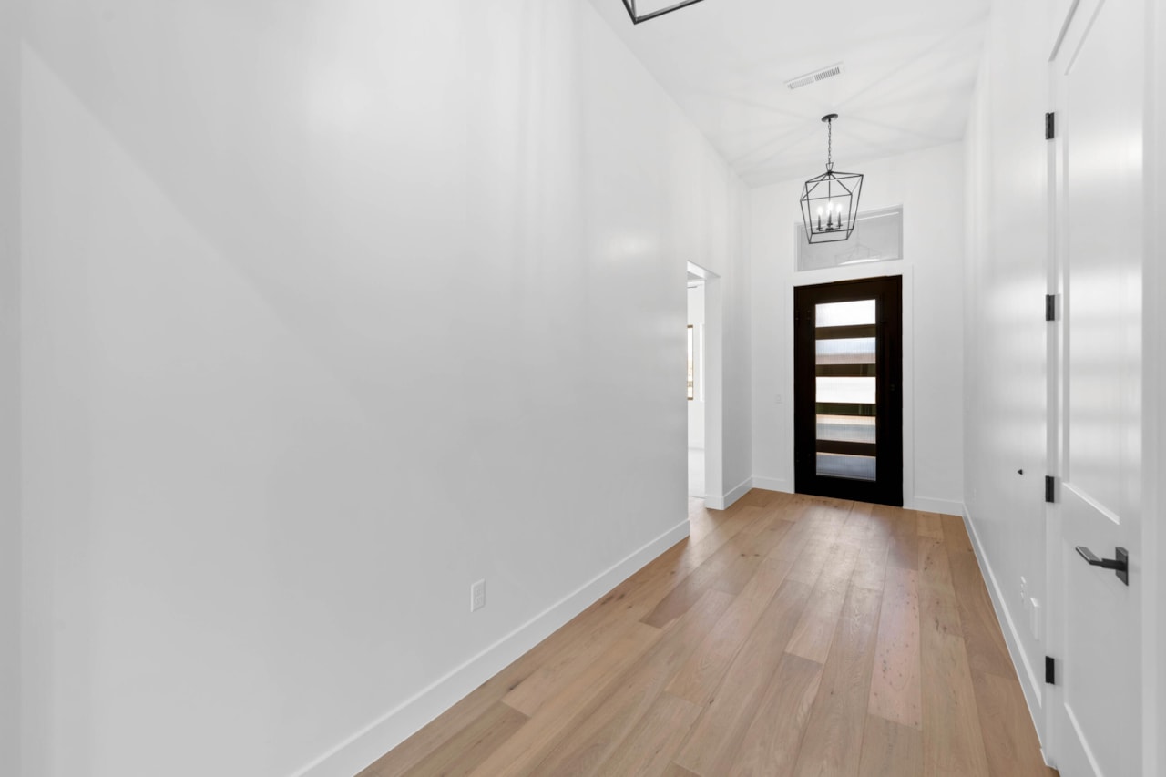 2240 W Sunbrook DR #15 St George, UT 84770 home for sale, MLS#25-261083 - Erika Rogers Photo 3