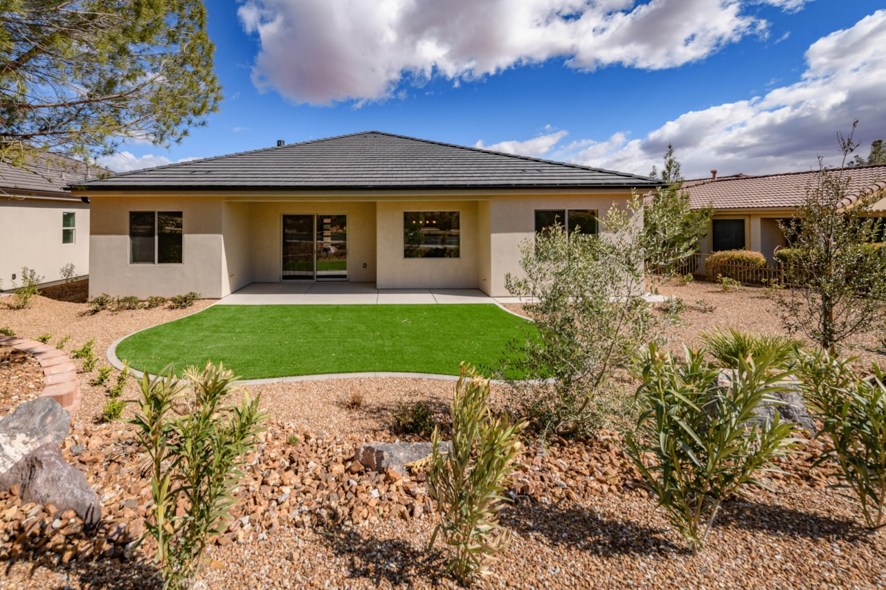 2240 W Sunbrook DR #15 St George, UT 84770 home for sale, MLS#25-261083 - Erika Rogers Photo 30