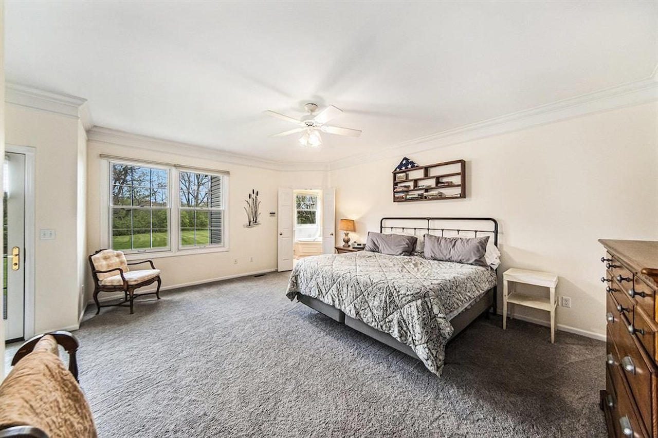 9693 Woodbend in York Twp, MI Photo 16