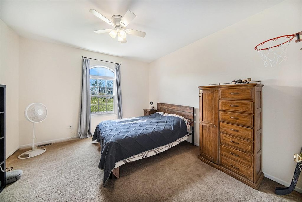9693 Woodbend in York Twp, MI Photo 20