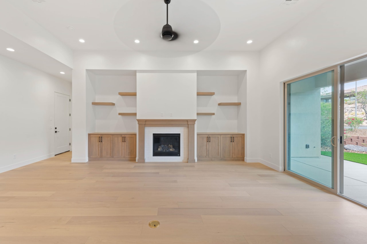 2240 W Sunbrook DR #16 St George, UT 84770 home for sale, MLS#25-261082 - Erika Rogers Photo 5