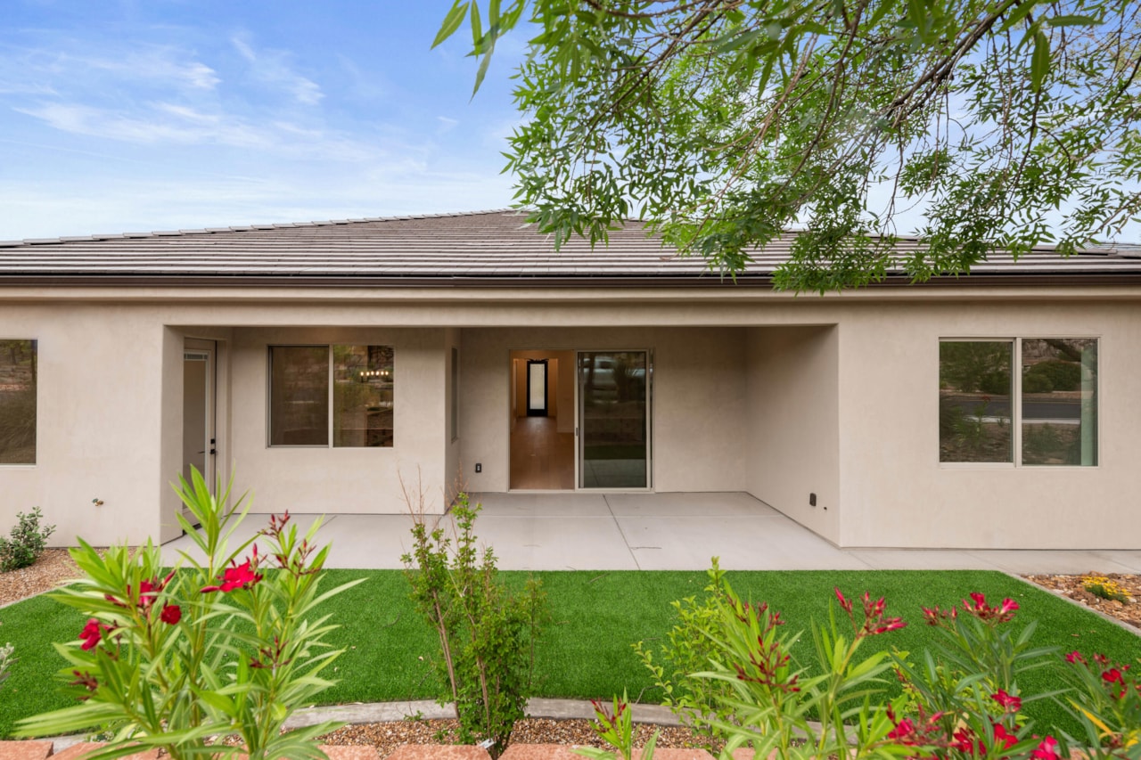 2240 W Sunbrook DR #16 St George, UT 84770 home for sale, MLS#25-261082 - Erika Rogers Photo 27