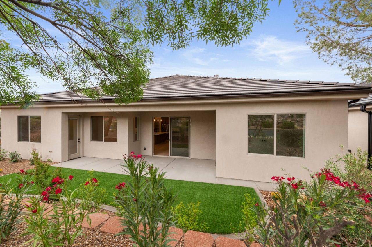 2240 W Sunbrook DR #16 St George, UT 84770 home for sale, MLS#25-261082 - Erika Rogers Photo 28