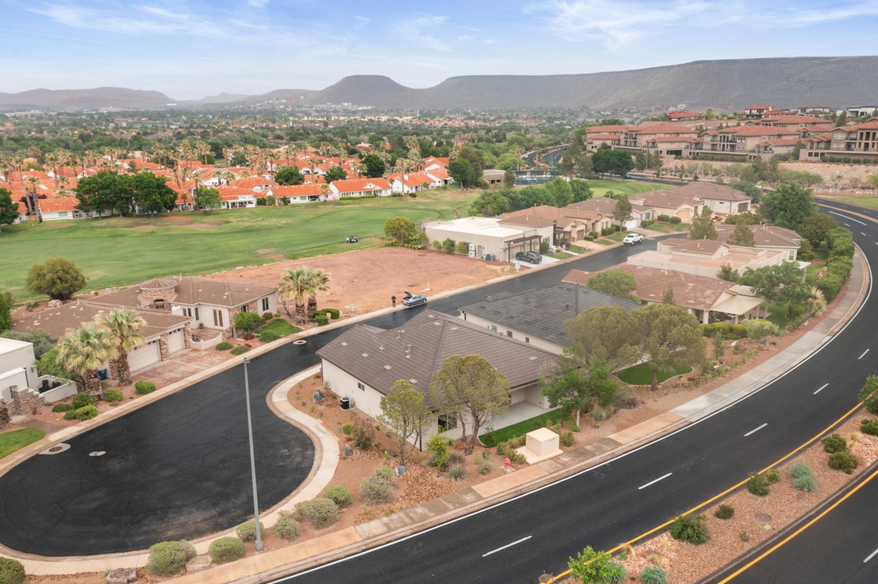 2240 W Sunbrook DR #16 St George, UT 84770 home for sale, MLS#25-261082 - Erika Rogers Photo 32