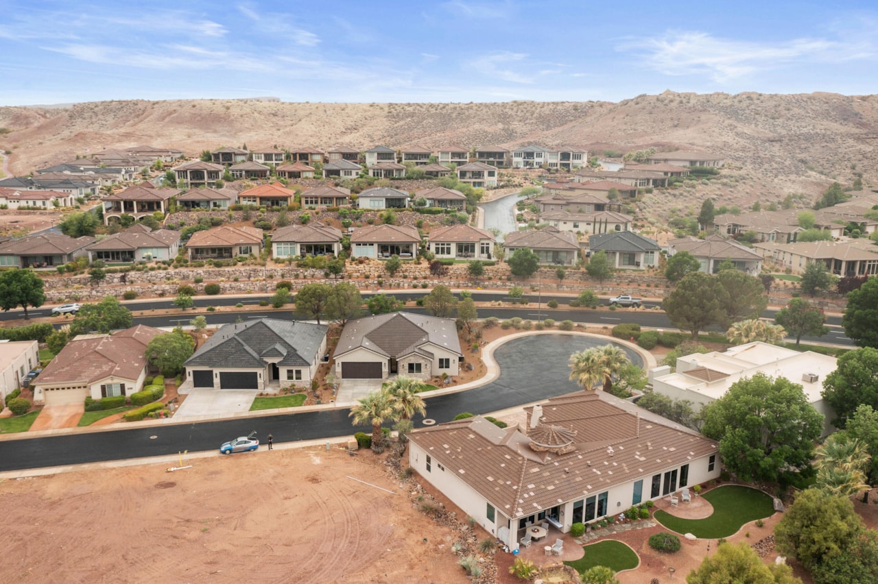 2240 W Sunbrook DR #16 St George, UT 84770 home for sale, MLS#25-261082 - Erika Rogers Photo 33