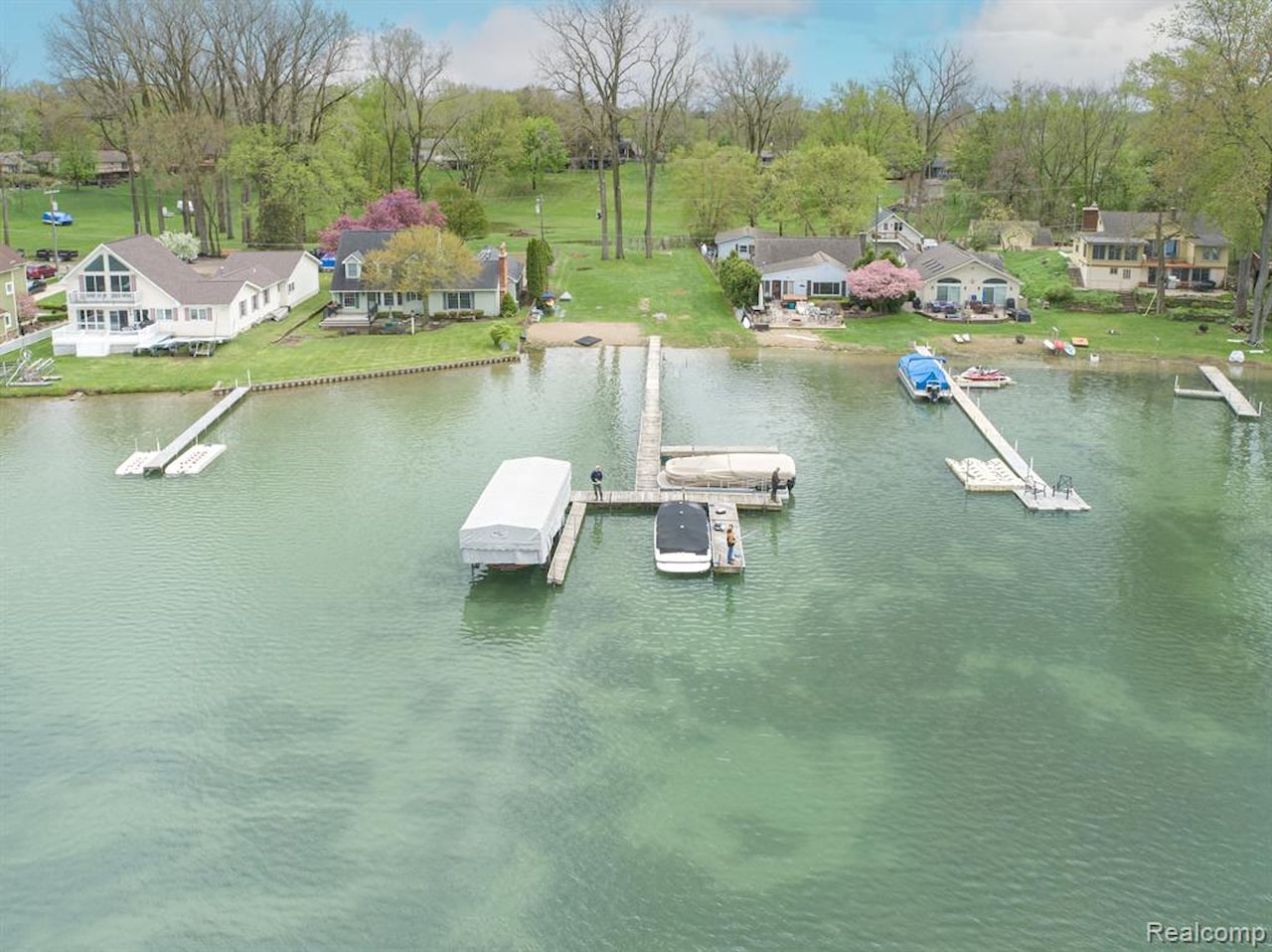 9550 Silverside in Green Oak Twp, MI Photo 7