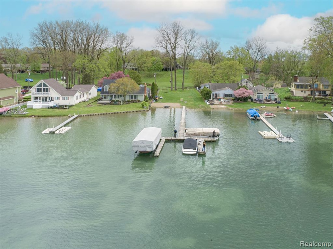 9550 Silverside in Green Oak Twp, MI Photo 9