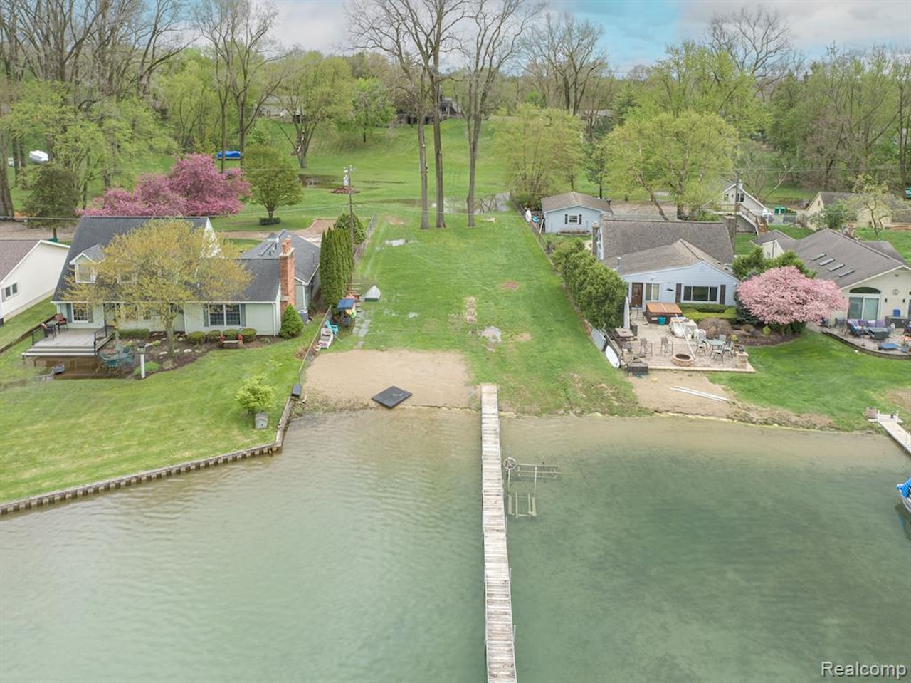 9550 Silverside in Green Oak Twp, MI Photo 10