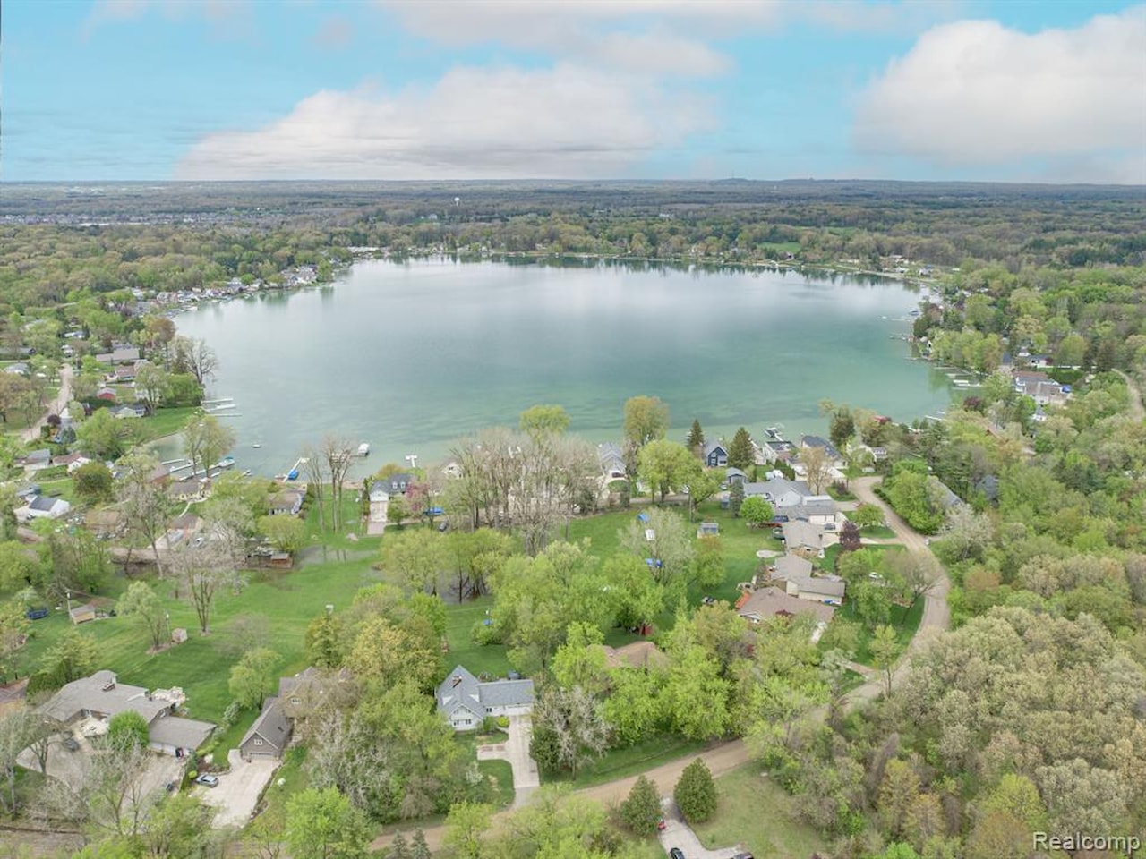 9550 Silverside in Green Oak Twp, MI Photo 13