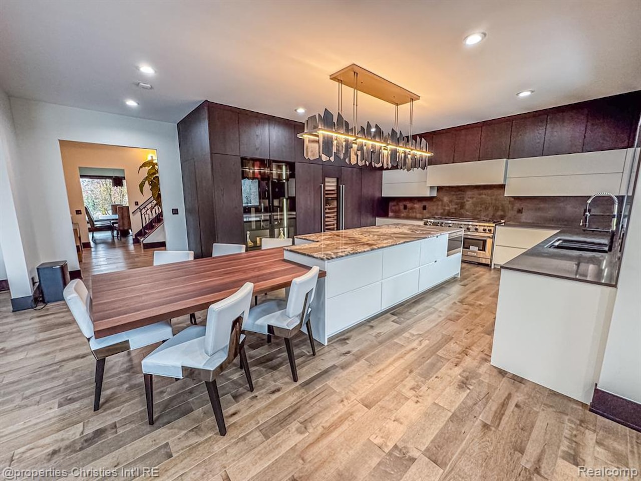 47490 Bellagio Dr in Novi, MI Photo 16