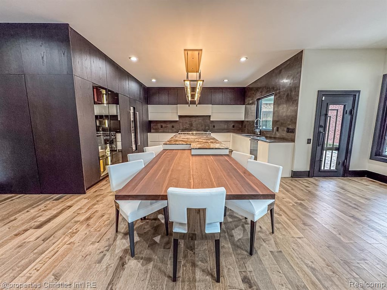 47490 Bellagio Dr in Novi, MI Photo 15