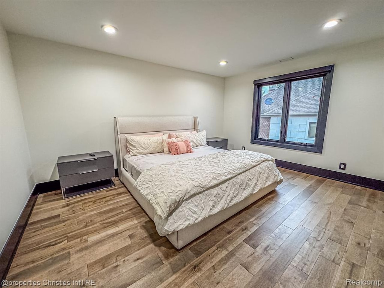 47490 Bellagio Dr in Novi, MI Photo 46