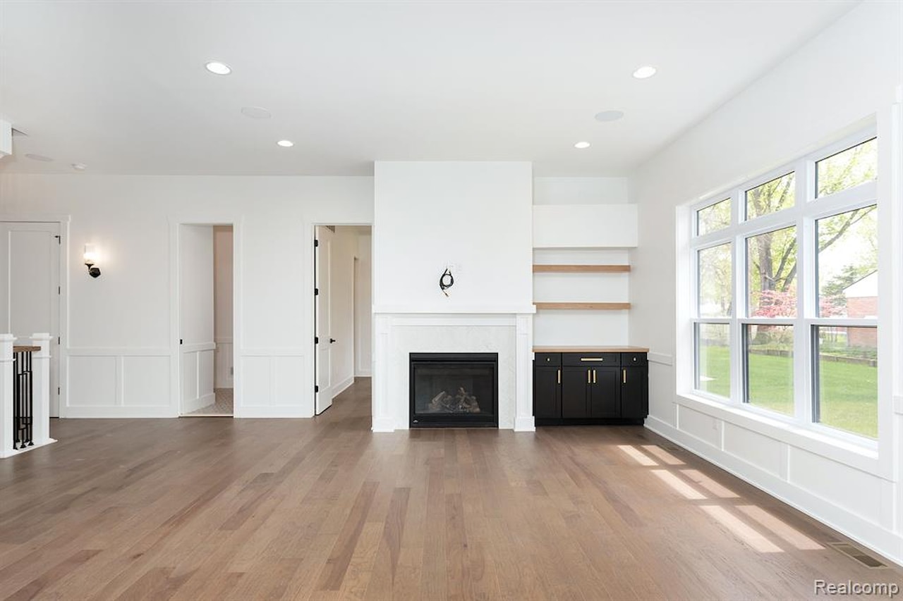 100 Edmund Ave in Royal Oak, MI Photo 10