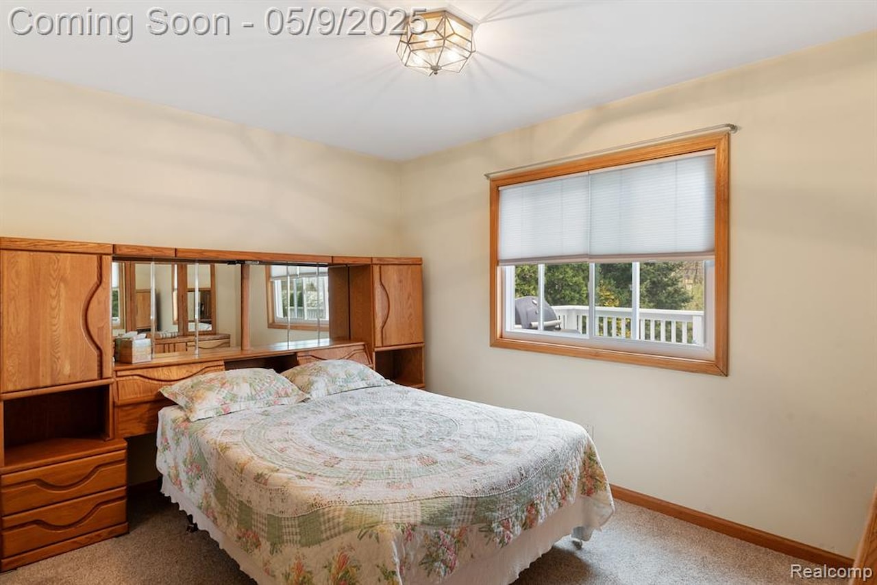 4945 Walker Dr in Brighton Twp, MI Photo 16