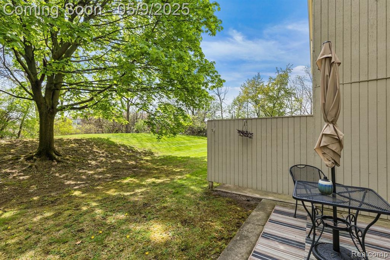 39507 Country Ln in Novi, MI Photo 25