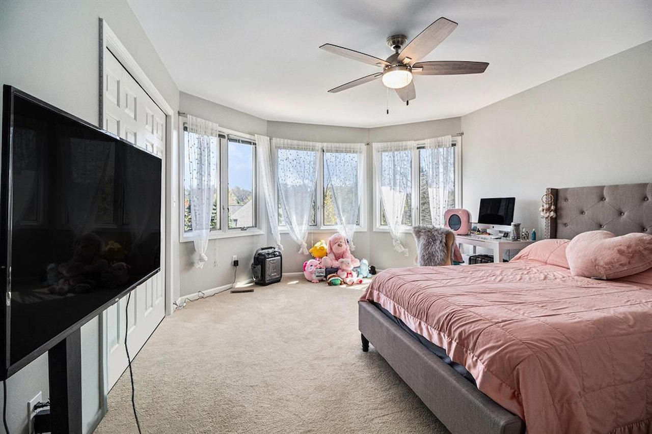 9037 Yorkshire Dr in York Twp, MI Photo 18
