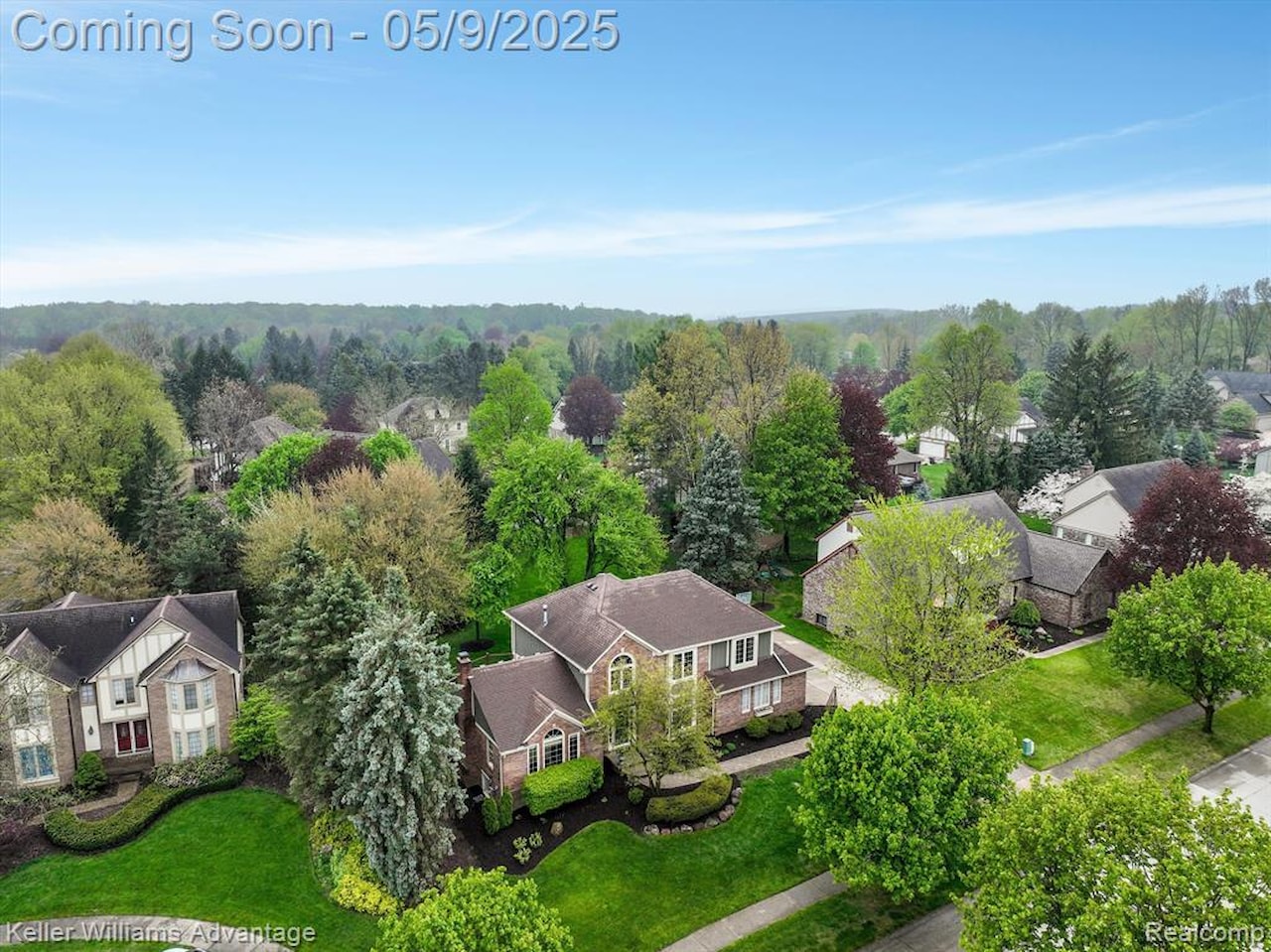 1027 Portsmere in Northville, MI Photo 46