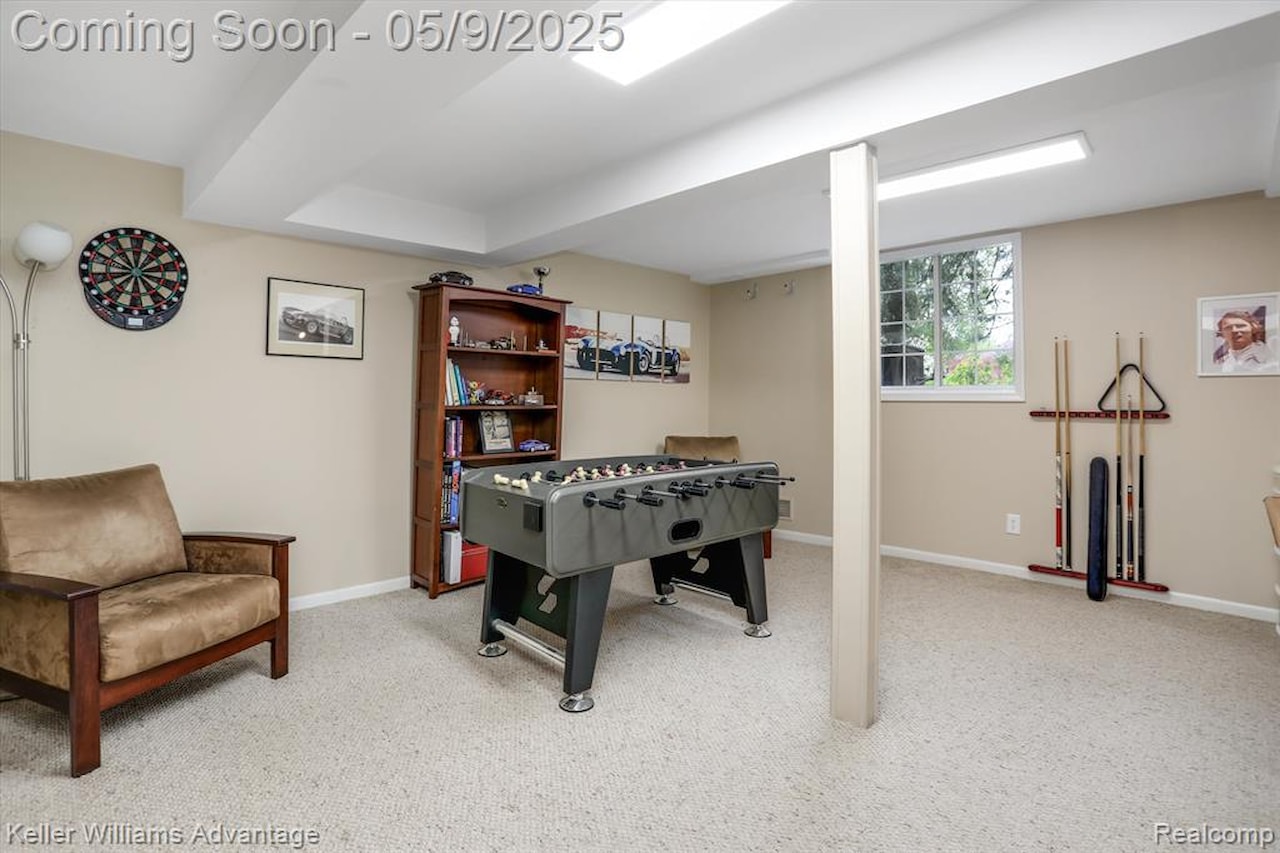1027 Portsmere in Northville, MI Photo 31