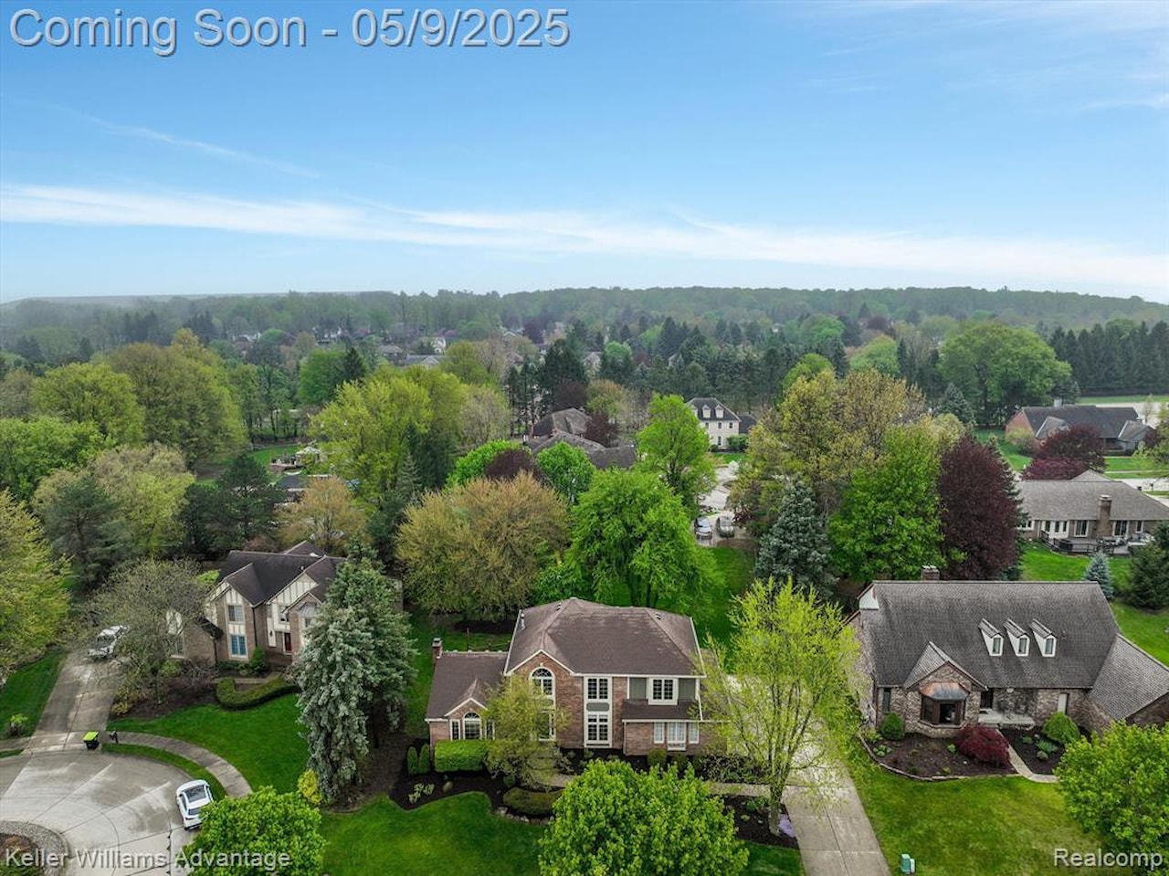 1027 Portsmere in Northville, MI Photo 47