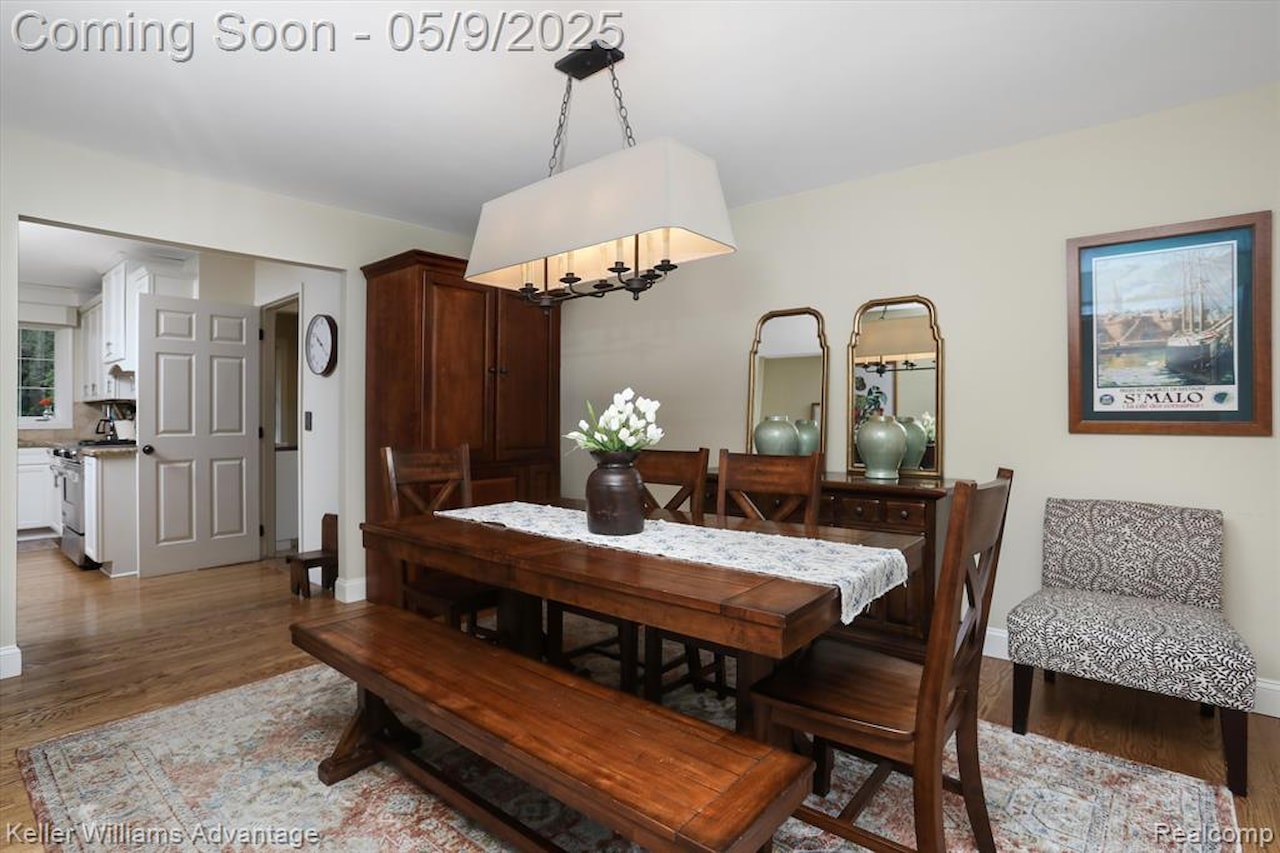 1027 Portsmere in Northville, MI Photo 17