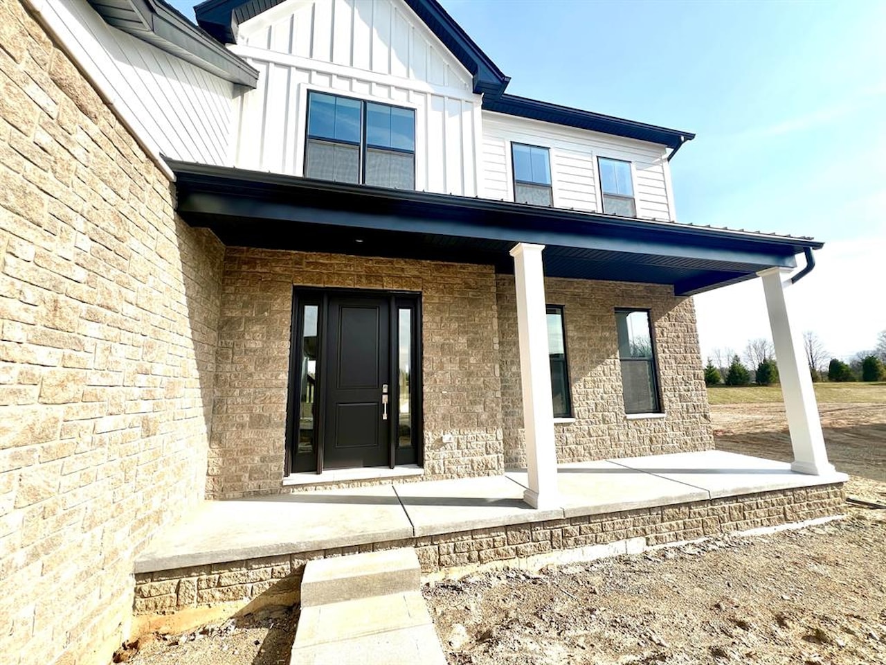 20846 Farrier Place in Novi, MI Photo 3