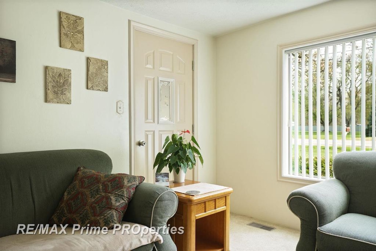 6412 W Vienna Rd in Vienna Twp, MI Photo 7