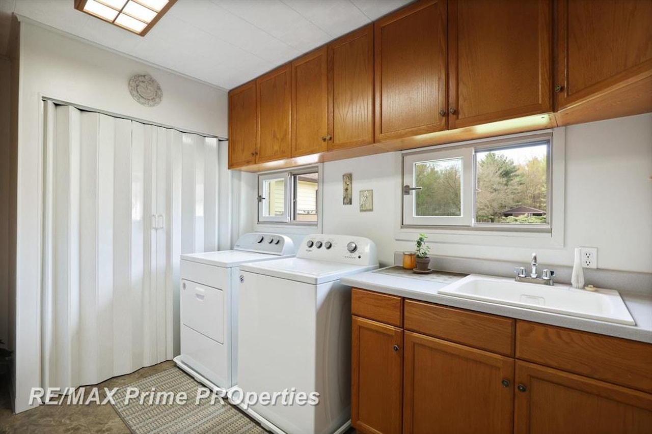 6412 W Vienna Rd in Vienna Twp, MI Photo 32