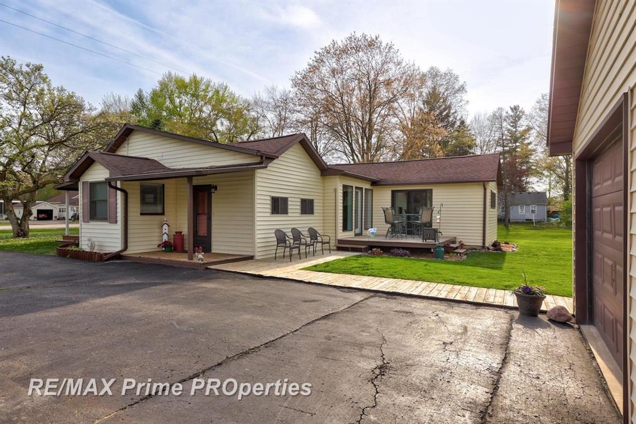 6412 W Vienna Rd in Vienna Twp, MI Photo 37
