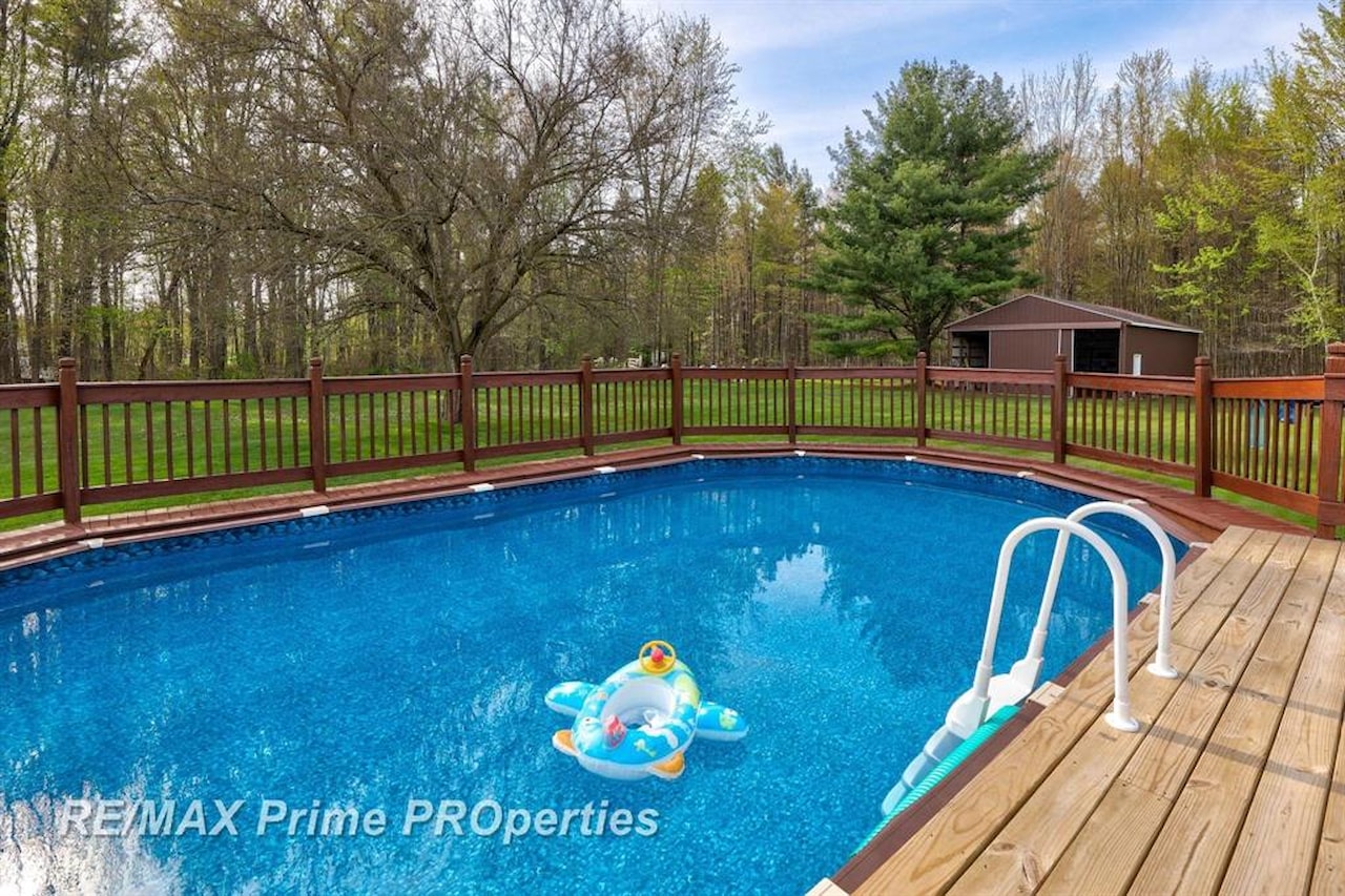 6412 W Vienna Rd in Vienna Twp, MI Photo 52