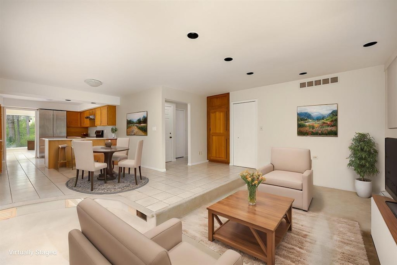 3949 Waldenwood Dr in Ann Arbor, MI Photo 18