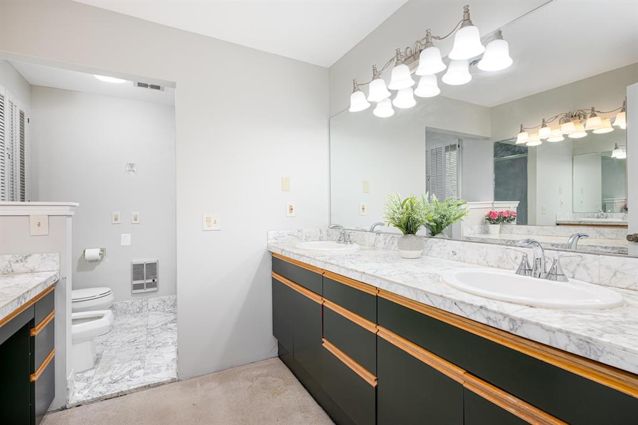 3949 Waldenwood Dr in Ann Arbor, MI Photo 25