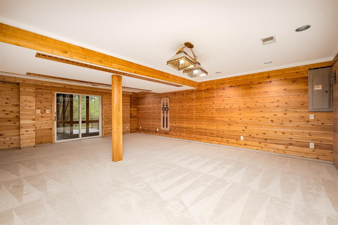 3949 Waldenwood Dr in Ann Arbor, MI Photo 37