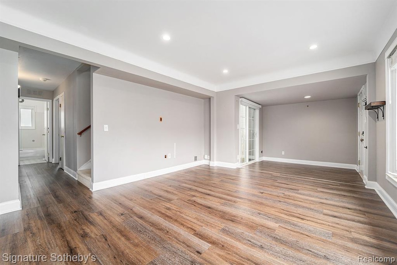 637 Millard Ave in Royal Oak, MI Photo 4