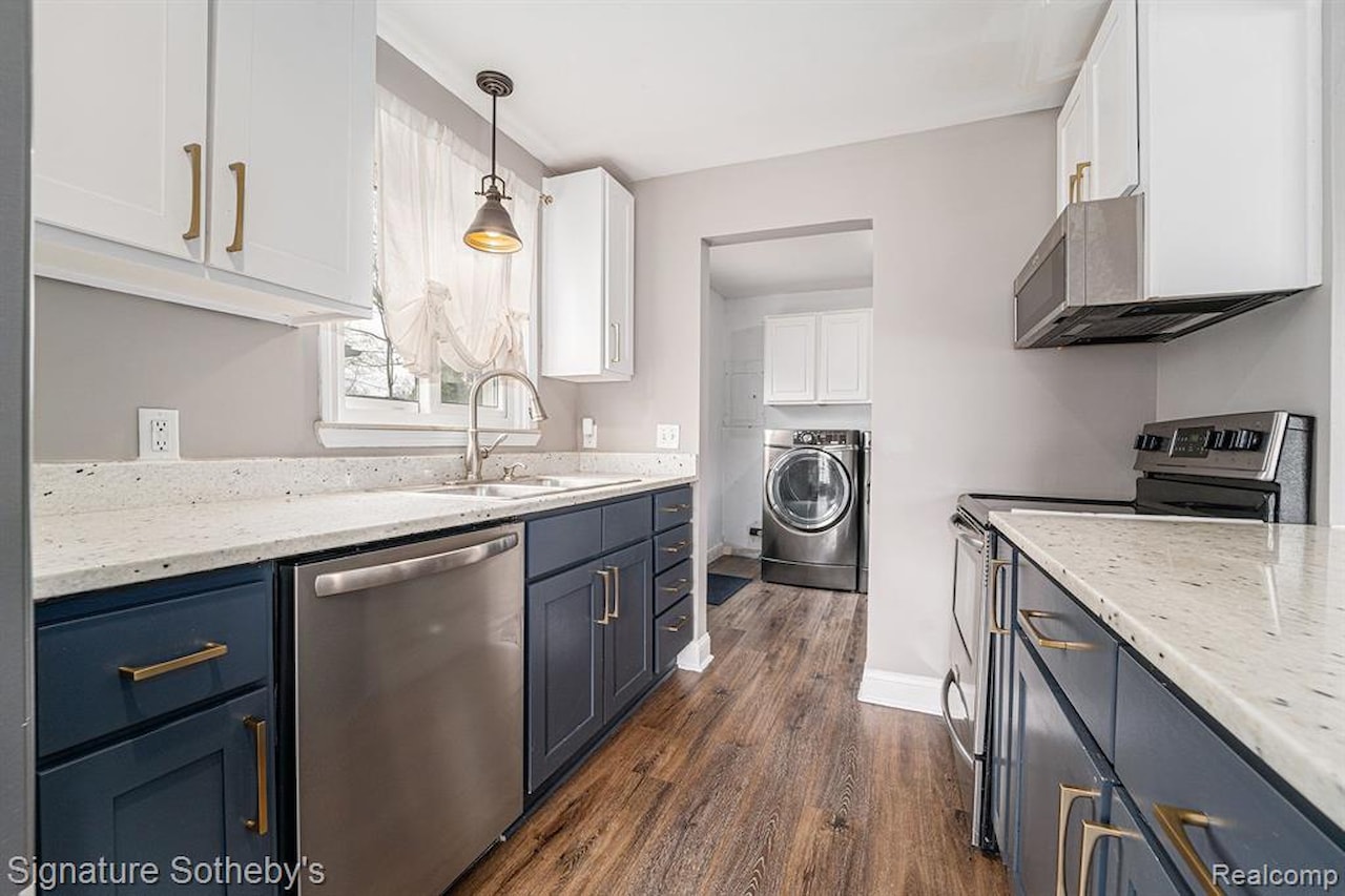 637 Millard Ave in Royal Oak, MI Photo 9