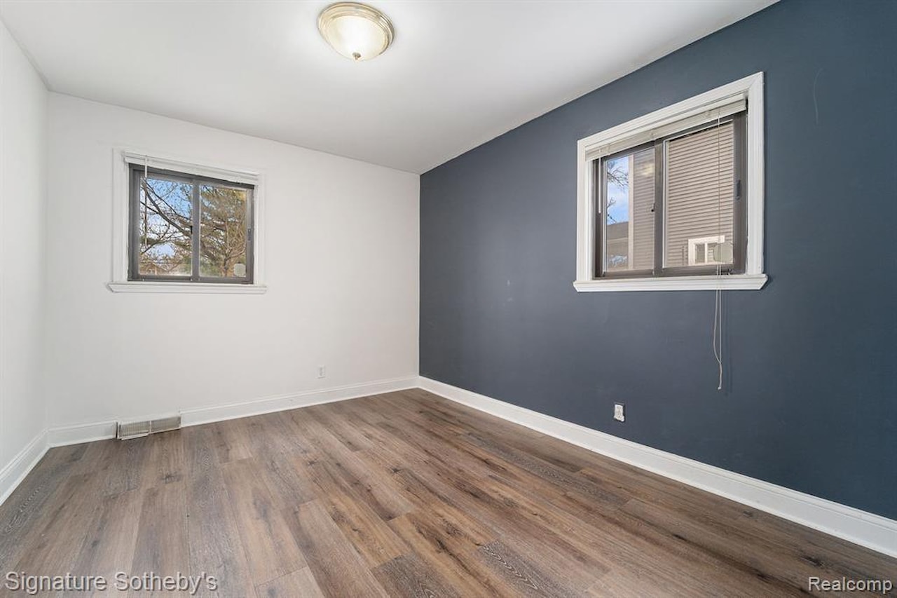 637 Millard Ave in Royal Oak, MI Photo 12