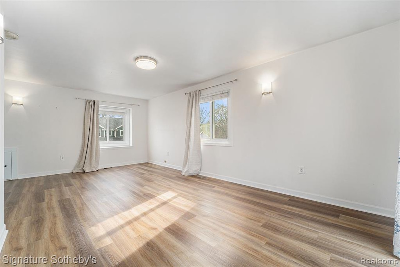 637 Millard Ave in Royal Oak, MI Photo 20