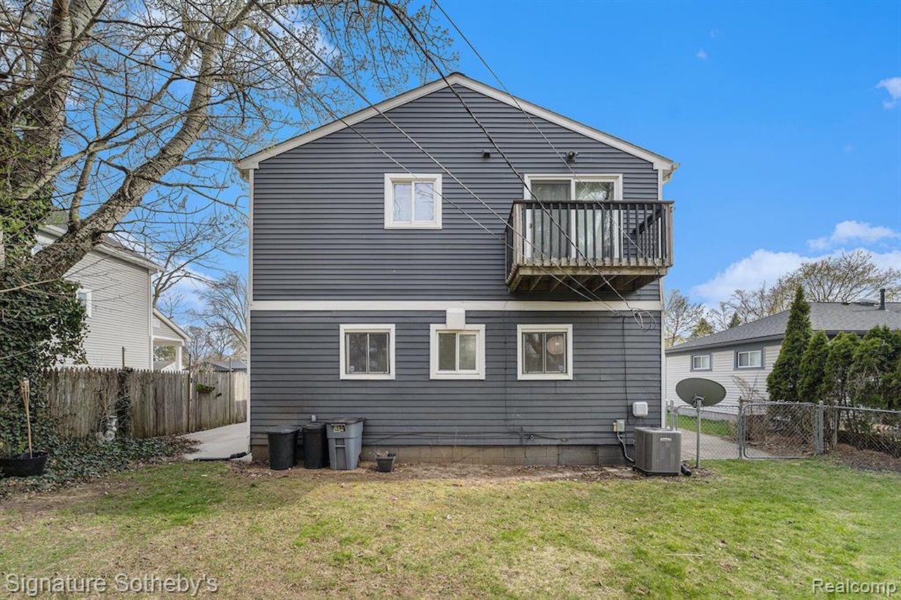 637 Millard Ave in Royal Oak, MI Photo 25