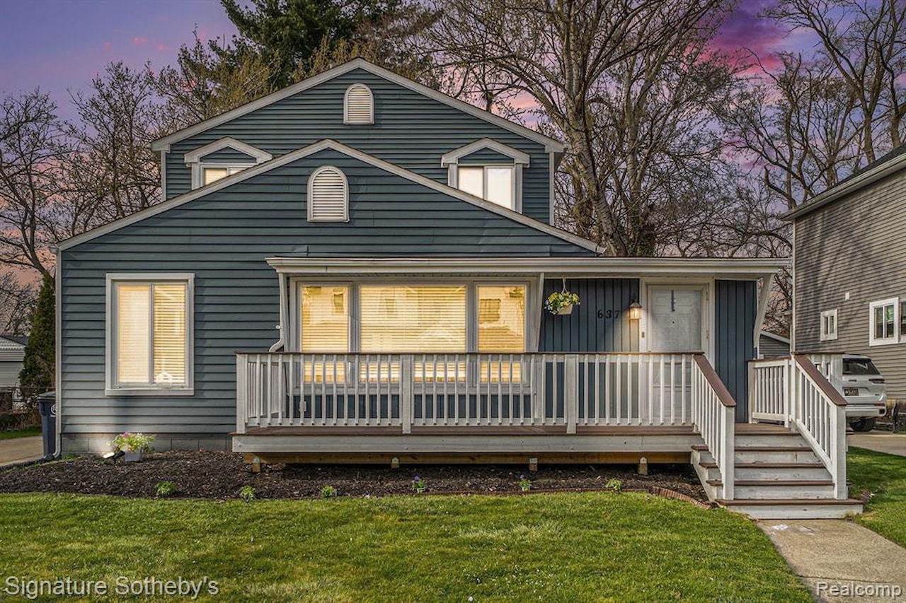 637 Millard Ave in Royal Oak, MI